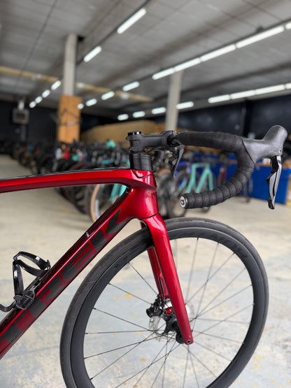 Trek Émonda SL6 Di2 Carbon Road Bike