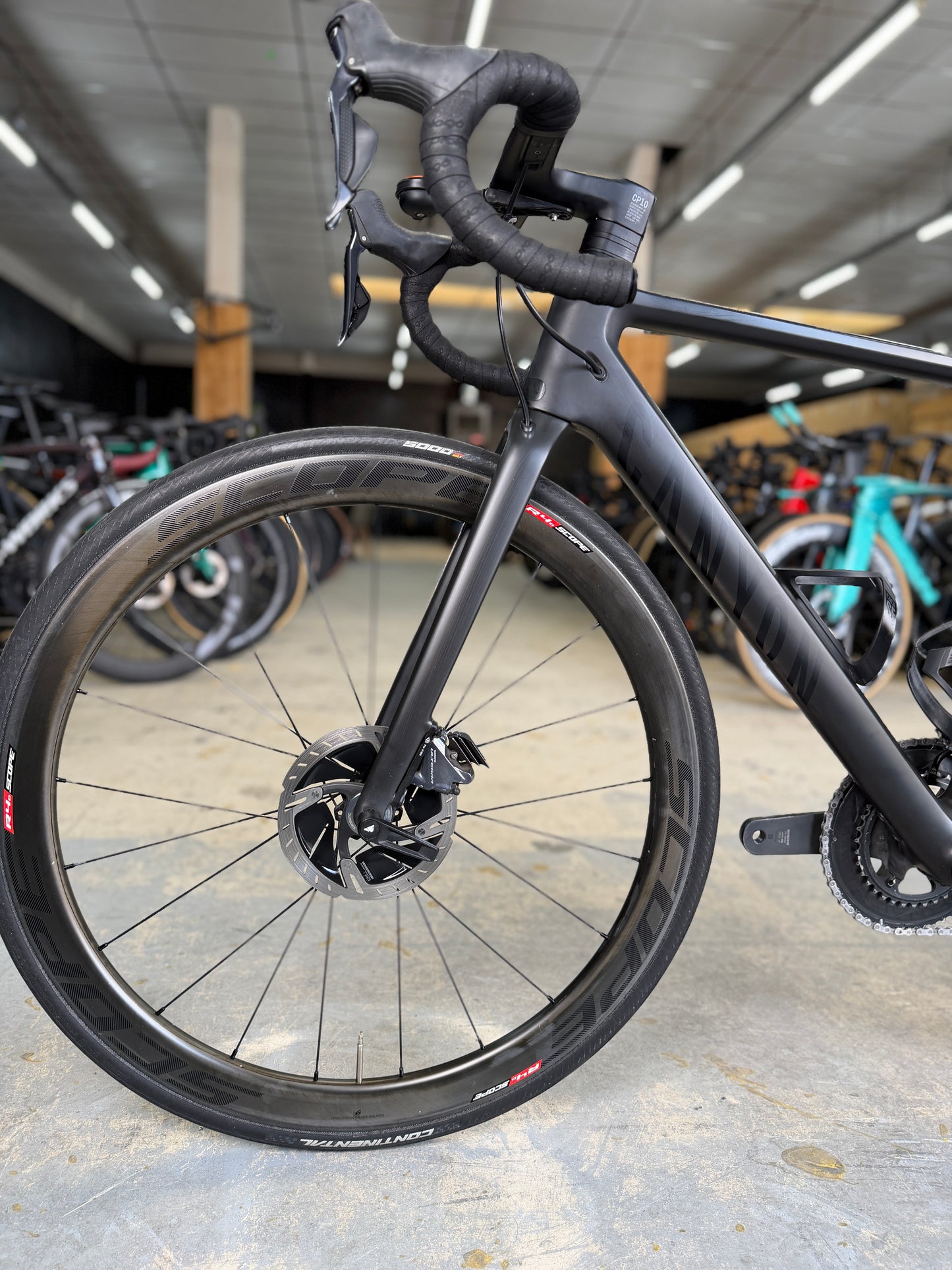 Canyon Ultimate CF SL Di2 Carbon Racefiets