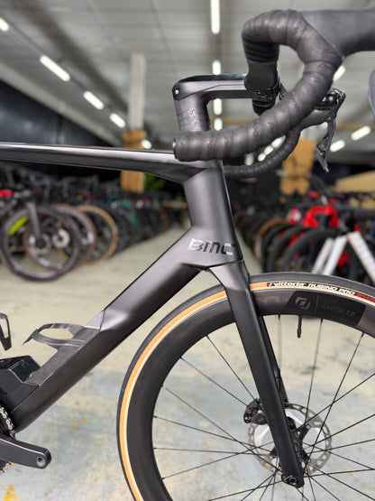 BMC Timemachine ROAD 01 Di2 Carbon Racefiets