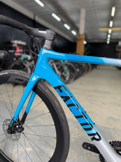 NIEUW Factor O2 Di2 Carbon Racefiets