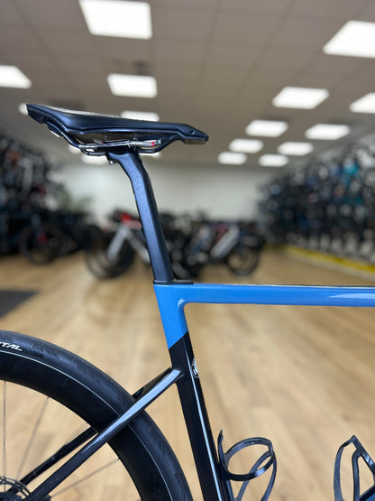 Focus Izalco Max 9.8 AXS Carbon Racefiets