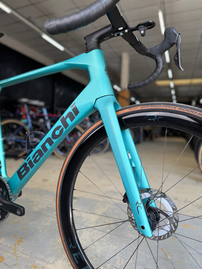 Bianchi Impulso RC Di2 Gravel Fiets