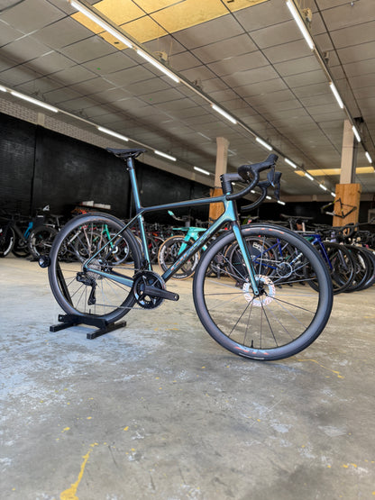 NIEUW Giant TCR Advanced SL 1 Di2 Carbon Racefiets