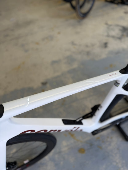SHOWROOM Cervélo Caledonia-5 AXS Carbon Racefiets