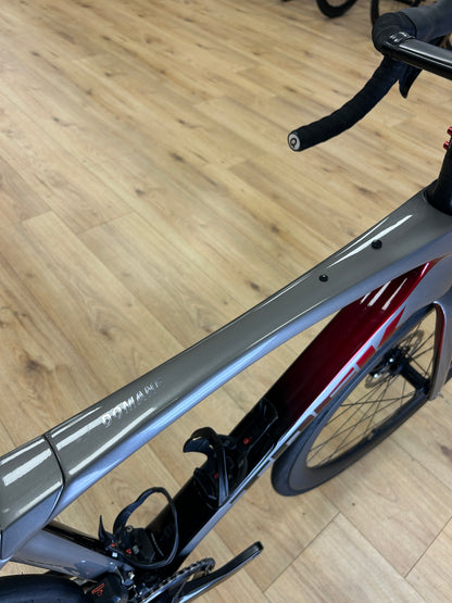 Trek Domane Di2 Carbon Racefiets