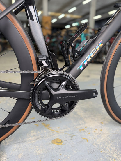 1000km Trek Madone SLR7 Di2 Carbon Racefiets