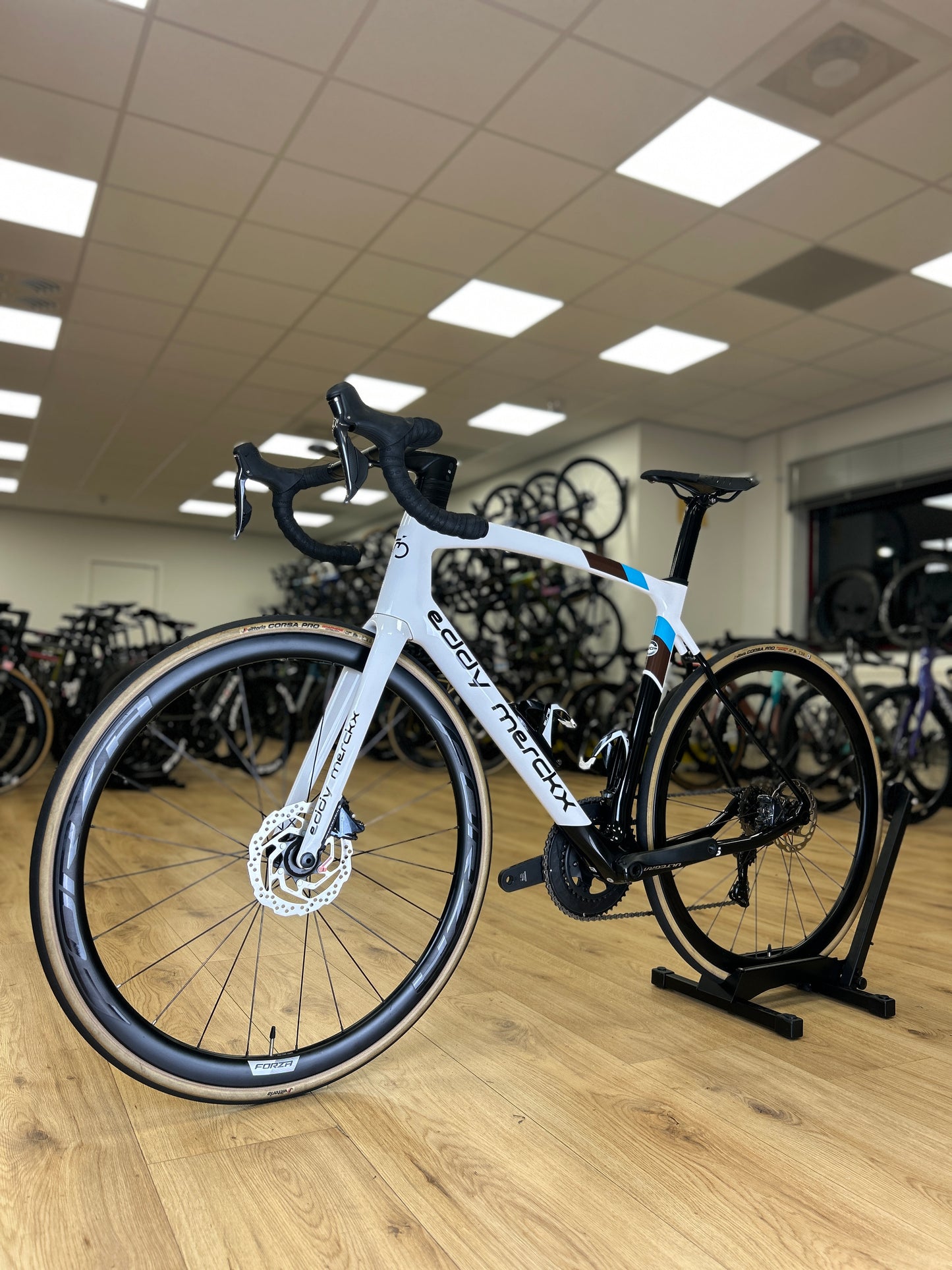 Eddy Merckx 525 Di2 Carbon Racefiets