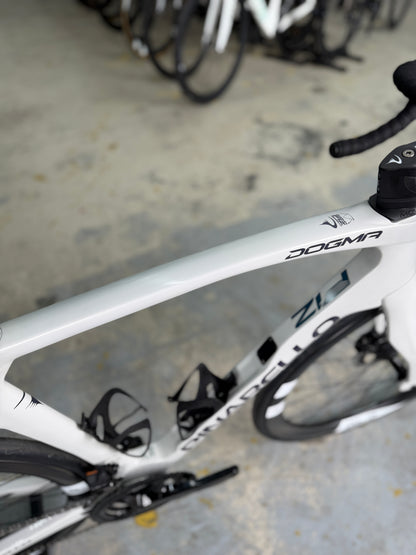 Pinarello Dogma F12 Dura Ace Di2 Carbon Road Bike