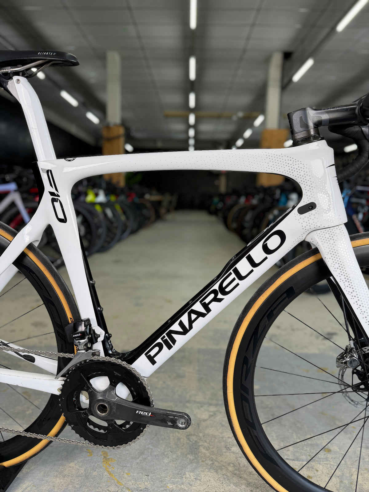 Pinarello Dogma F10 SRAM Red eTap Carbon Road Bike
