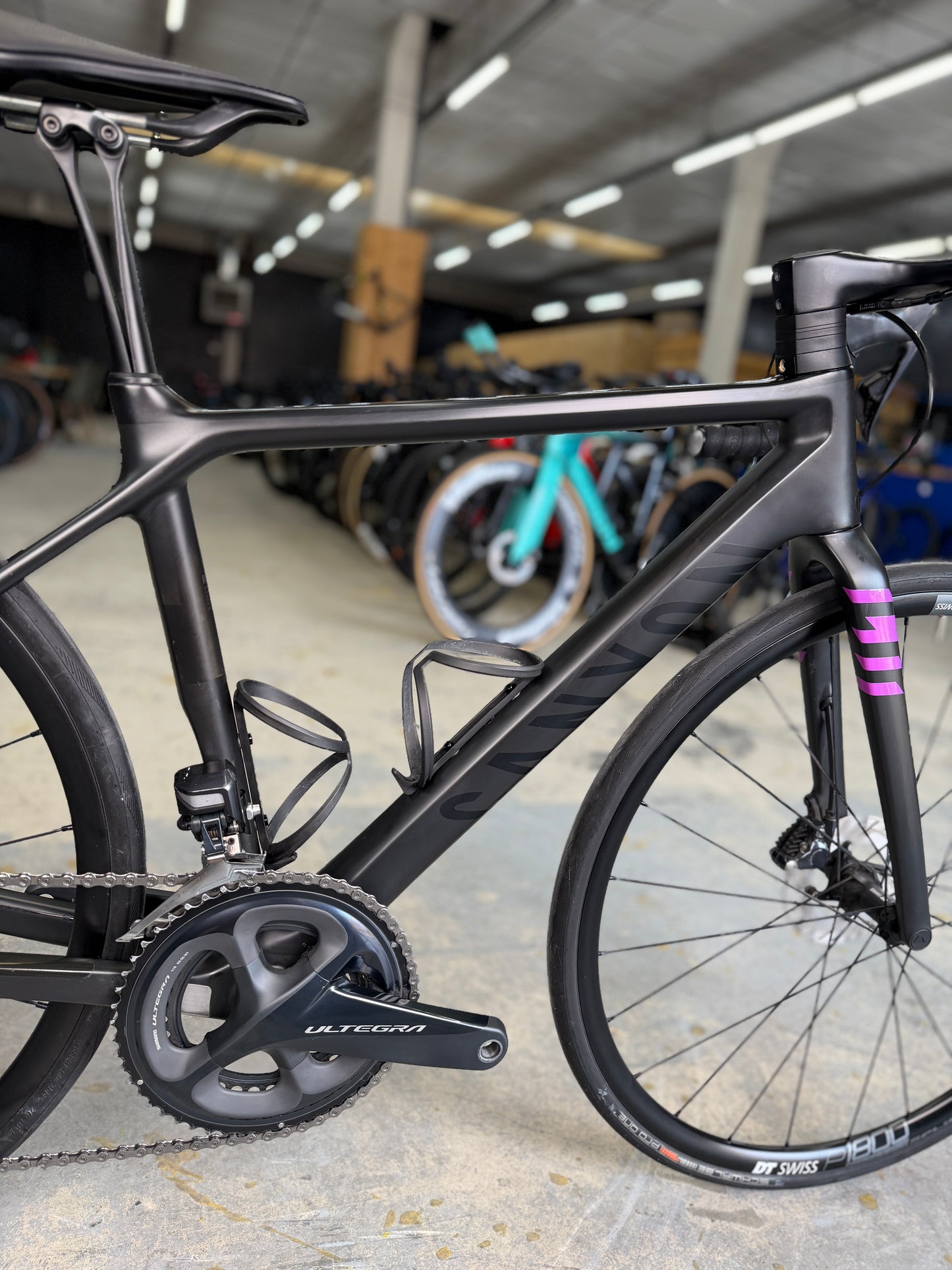 Canyon Ultimate WMN CF SL Di2 Carbon Racefiets