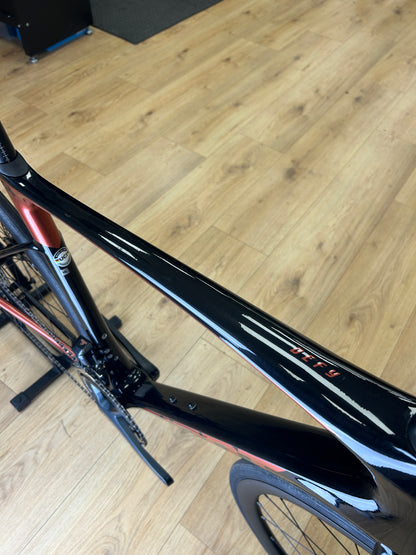 Giant Defy Advanced 1 Di2 Carbon Racefiets