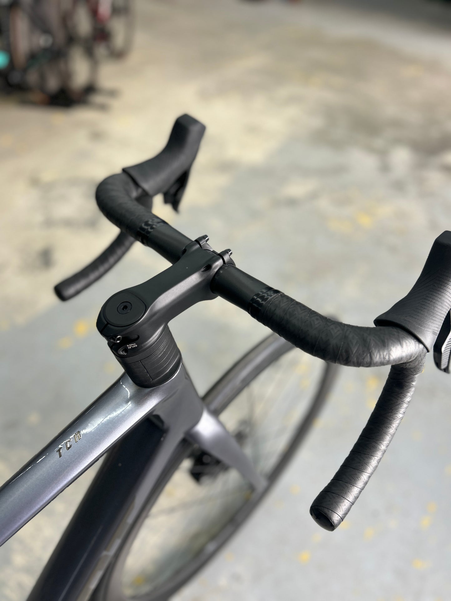 Showroom Model Giant TCR Advanced Pro 0 AXS Carbon Race Bike