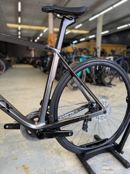 Eddy Merckx Mourenx 69 AXS Carbon Racefiets