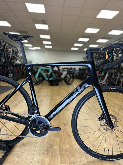 0km Showroom Model Cervélo Caledonia-5 AXS Carbon Racefiets