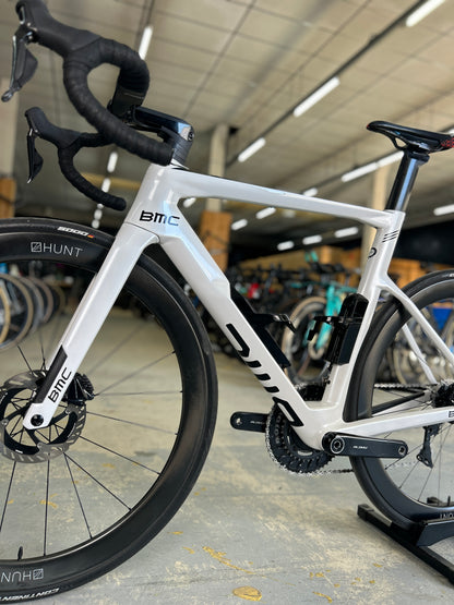 BMC Timemachine R01 Dura Ace Di2 Carbon Road Bike
