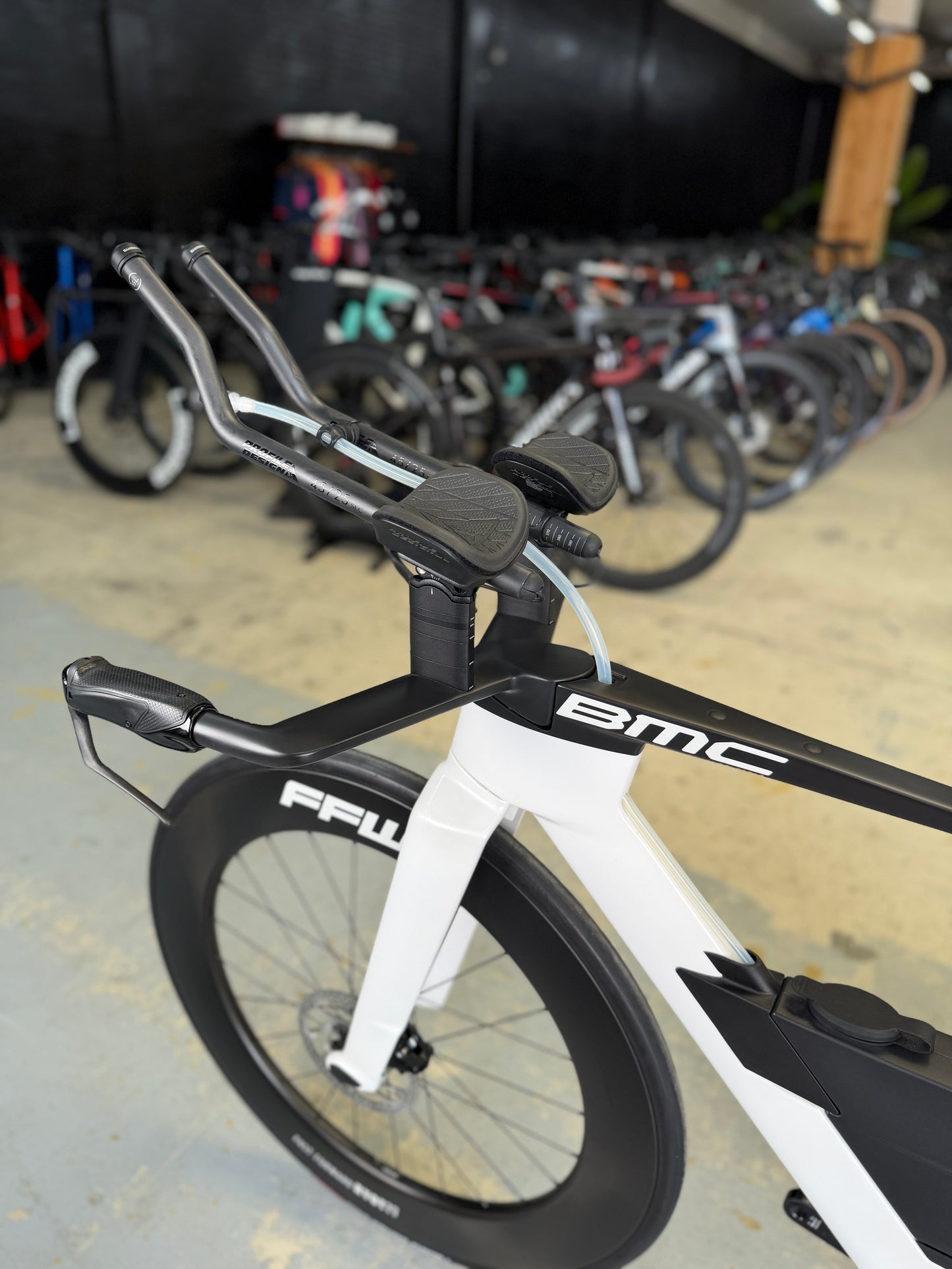 NIEUW BMC Speedmachine 01 Four Di2 Carbon TT