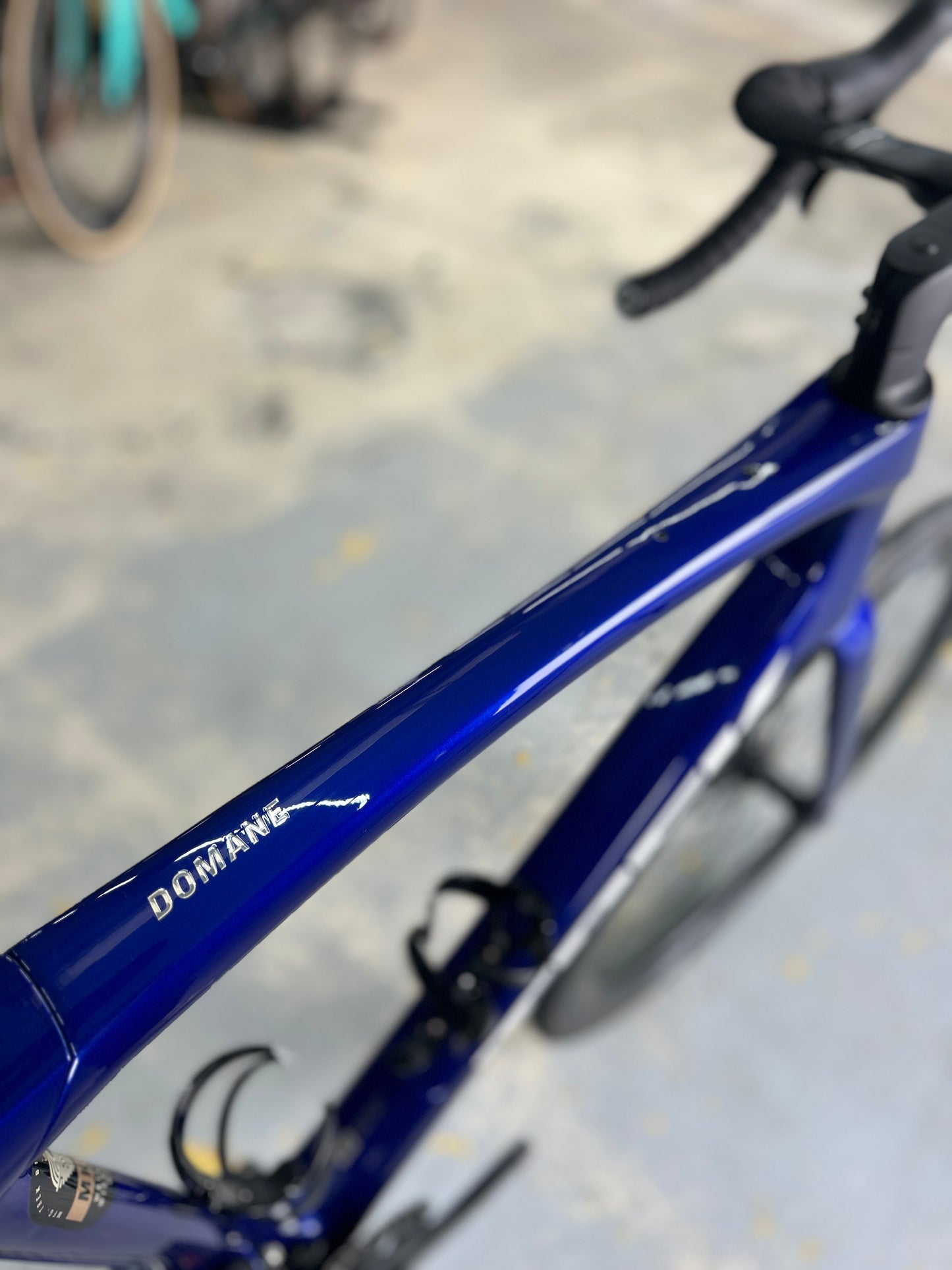 Trek Domane SL6 Di2 Carbon Road Bike
