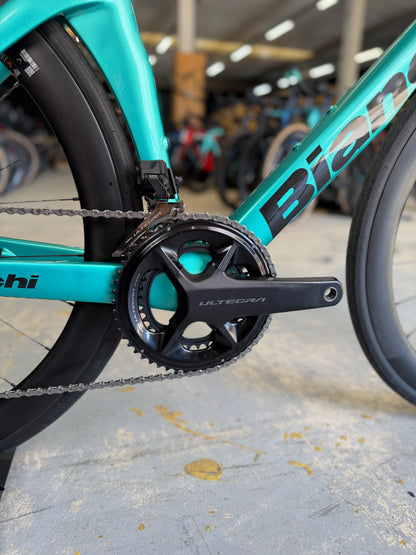 DEMO Bianchi Oltre Comp Di2 Carbon Racefiets