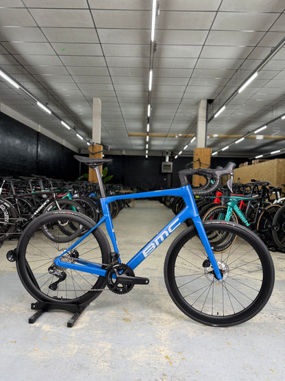 NIEUW BMC Roadmachine Di2 Carbon Racefiets