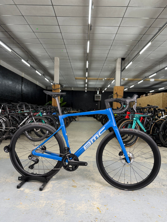 NIEUW BMC Roadmachine Di2 Carbon Racefiets