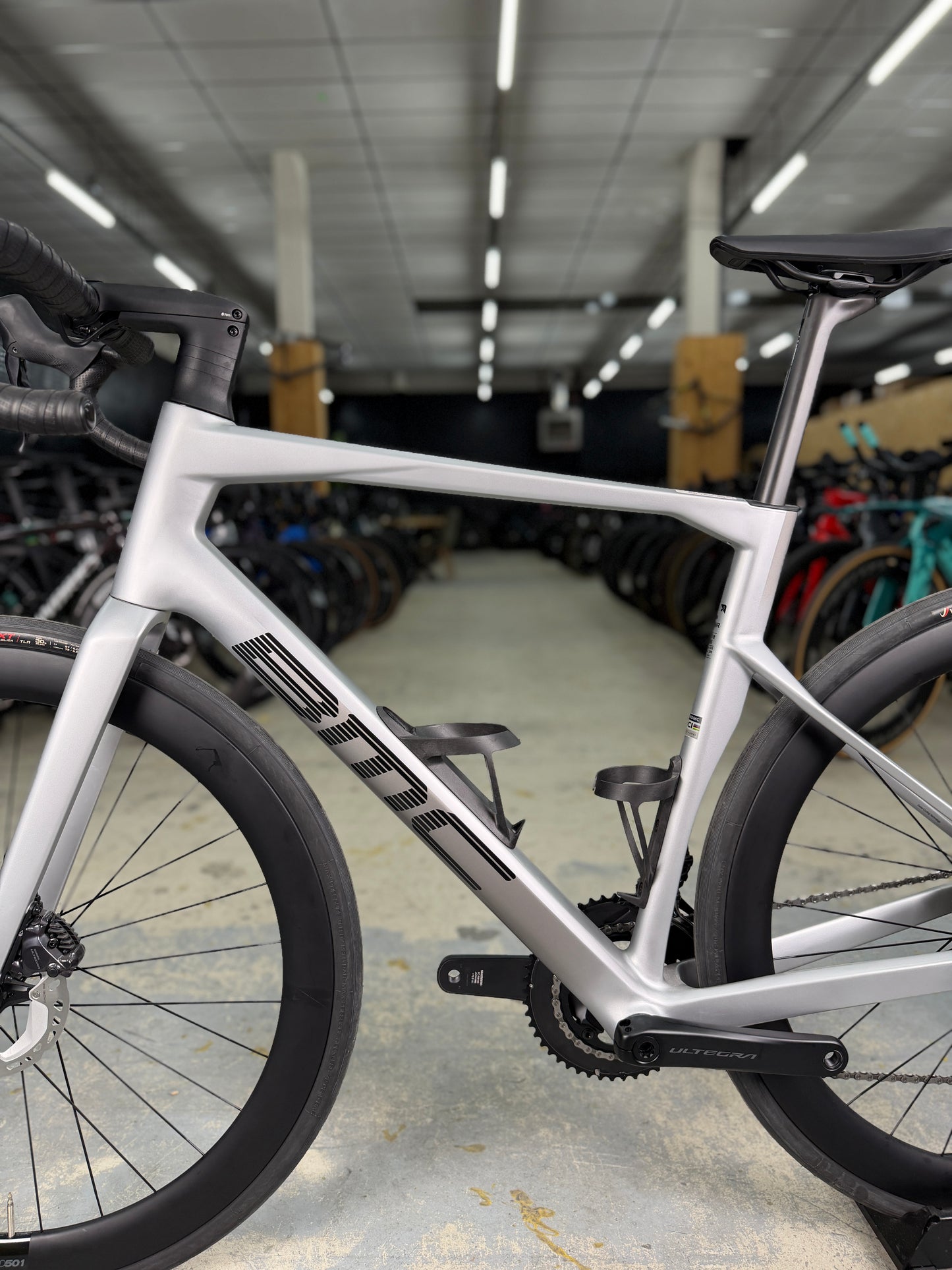 NIEUW BMC Roadmachine R01 Di2 Carbon Racefiets