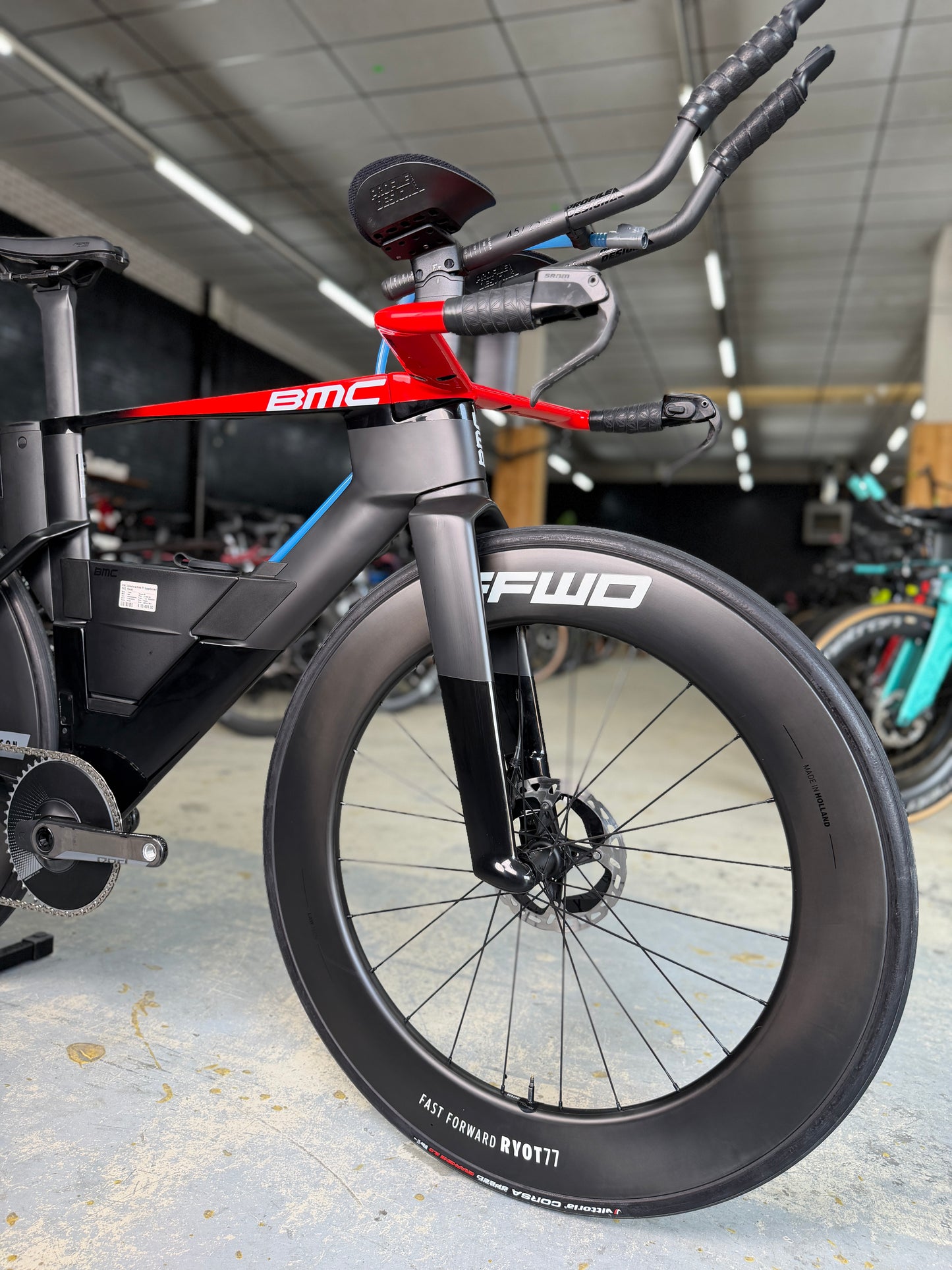 NIEUW BMC SpeedMachine 01 eTap Carbon TT