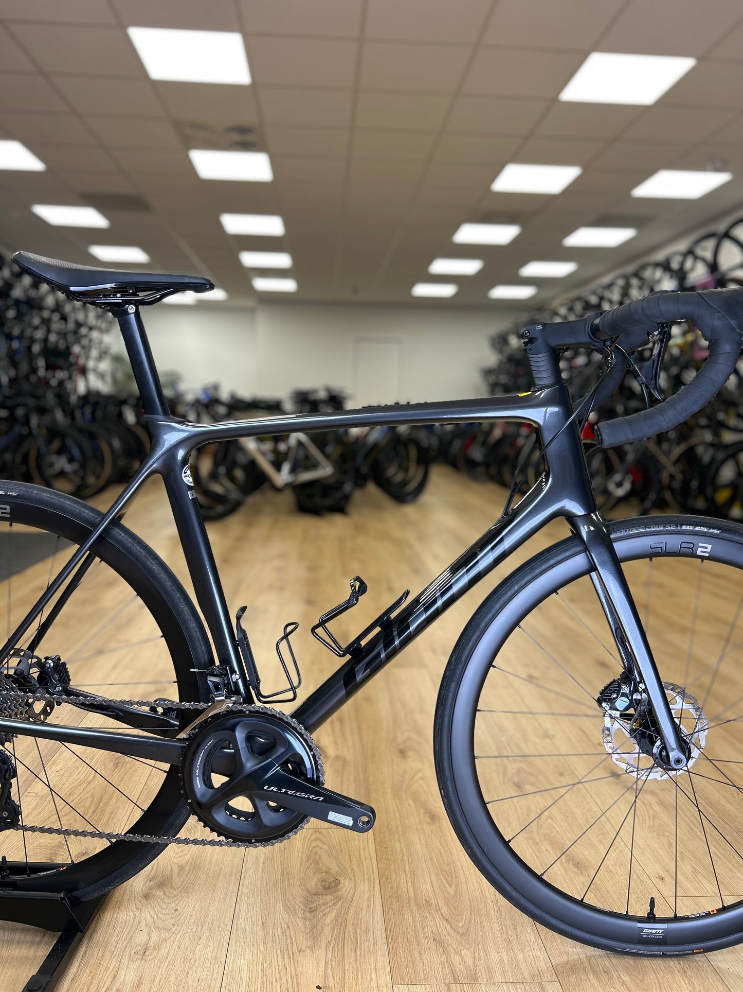Giant TCR Advanced Pro 1 Carbon Road Bike