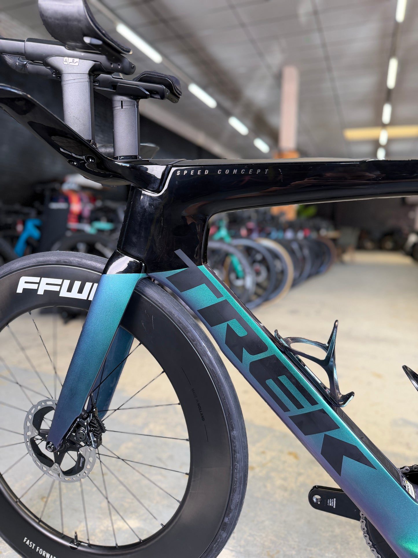 500km Trek Speed Concept SLR9 Dura Ace Di2 Carbon TT