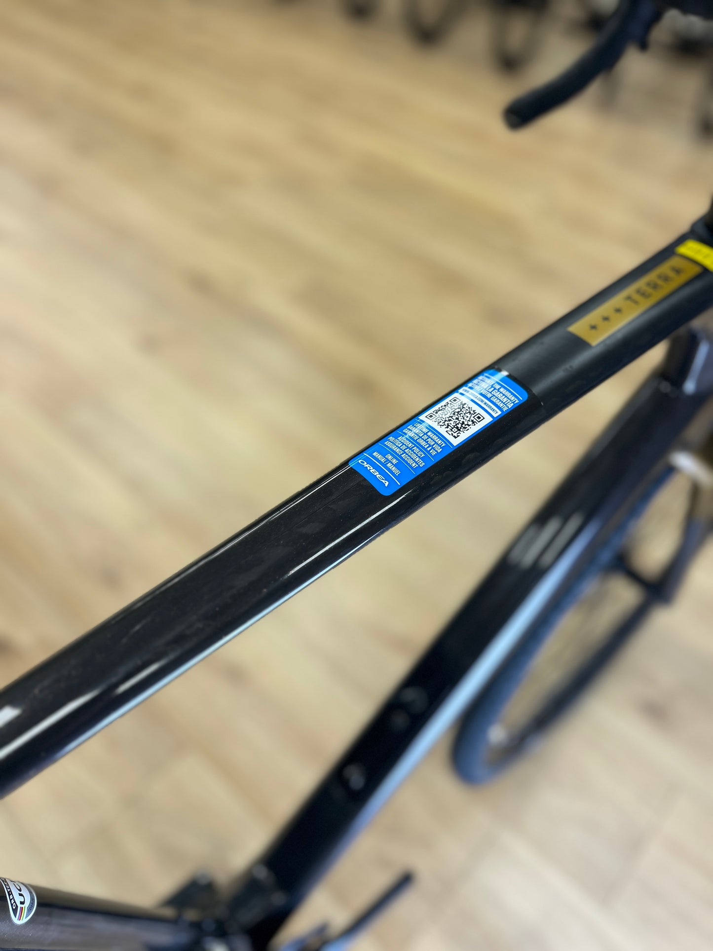 0km Showroom Model Orbea Terra M30 Carbon Gravel Fiets