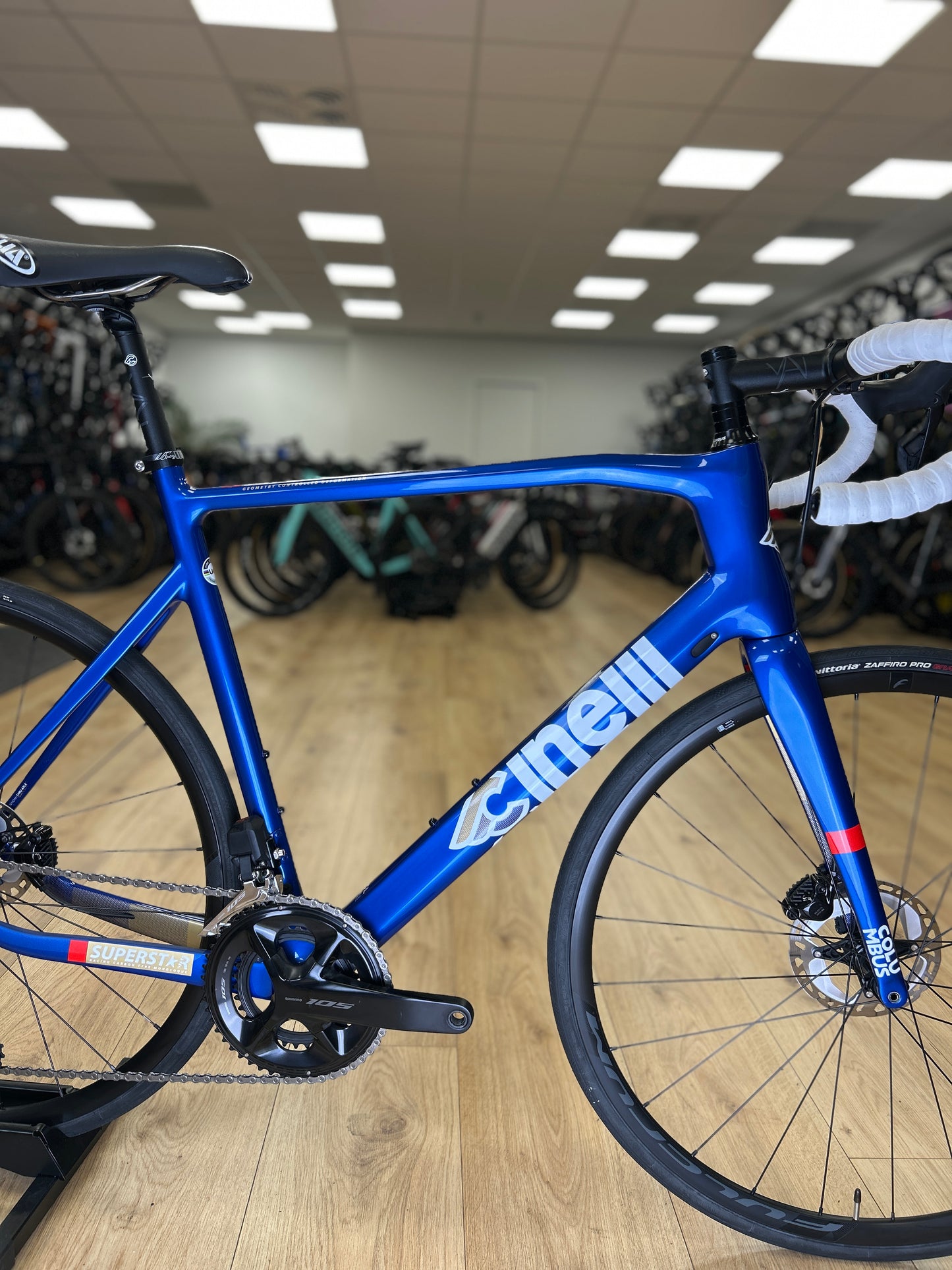 0km Showroom Model Cinelli Superstar Di2 Carbon Racefiets