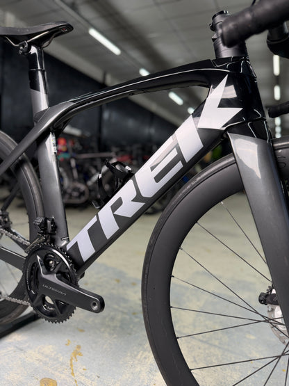 2500km Trek Madone SL7 Di2 Carbon Racefiets
