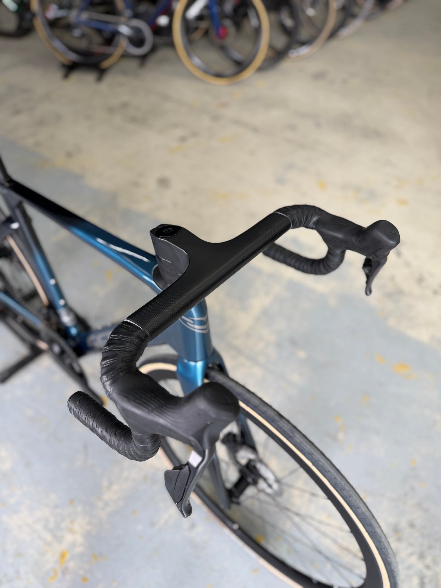 Sensa Giulia Supremo Di2 Carbon Road Bike