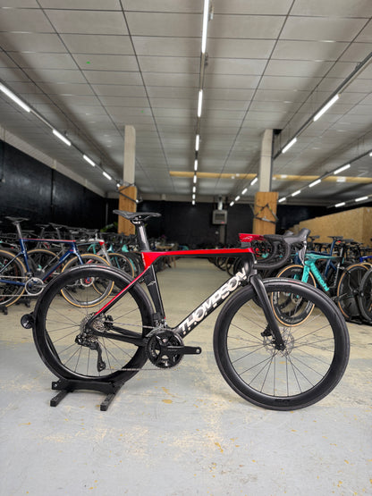 Thompson Falcon Di2 Carbon Racefiets