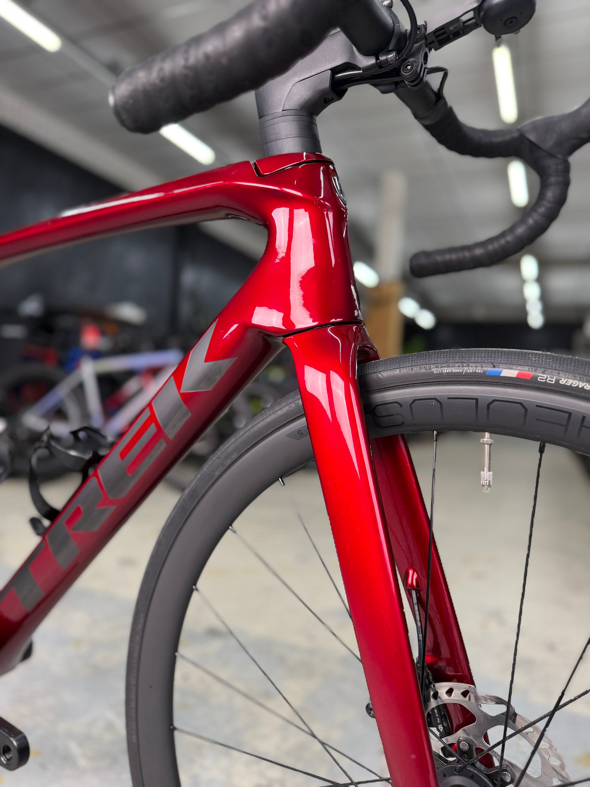 Trek Emonda SL6 Di2 Carbon Road Bike