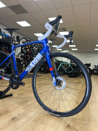 0km Showroom Model Cinelli Superstar Di2 Carbon Racefiets