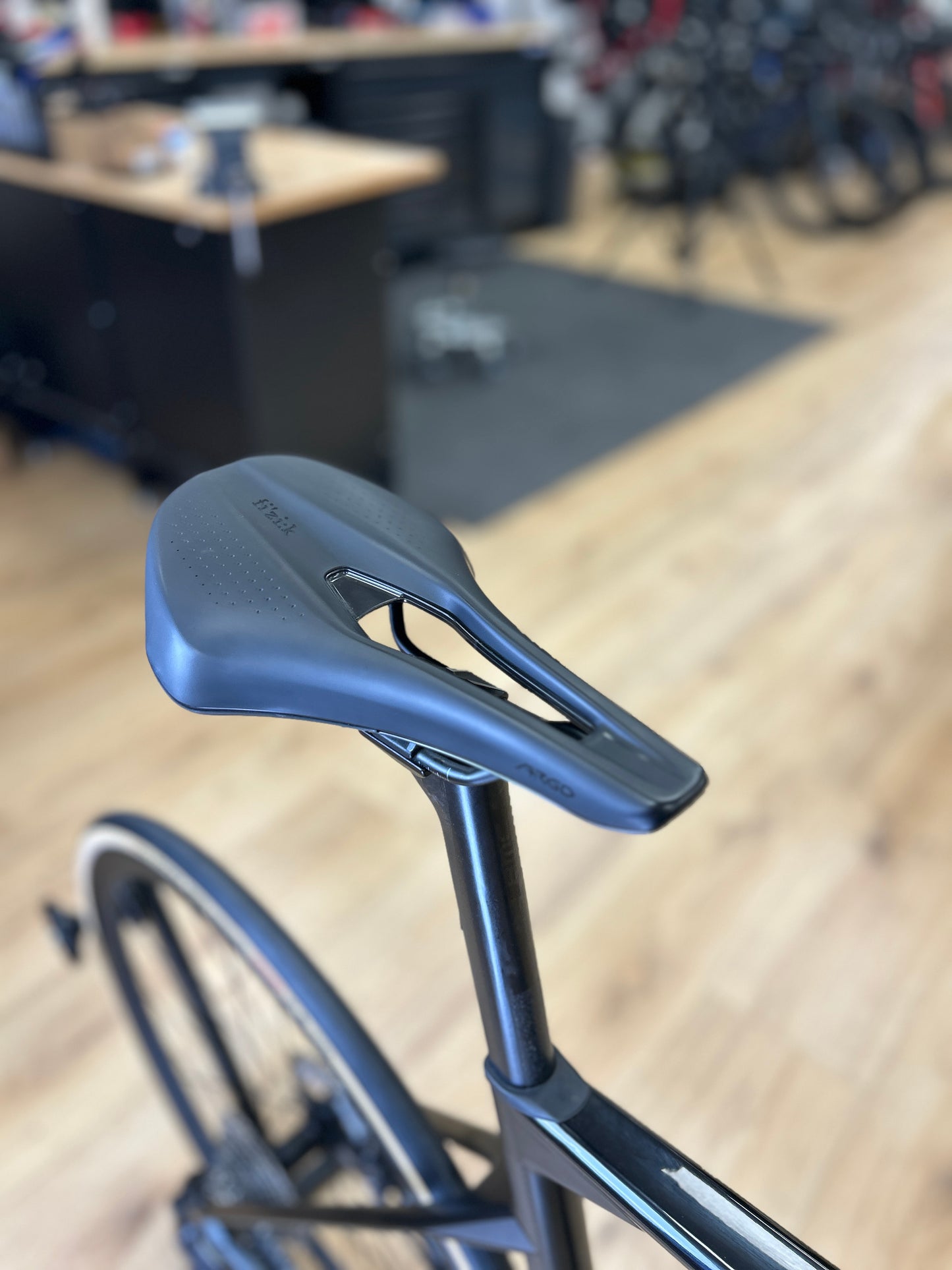 BMC Roadmachine 01 Di2 Carbon Racefiets