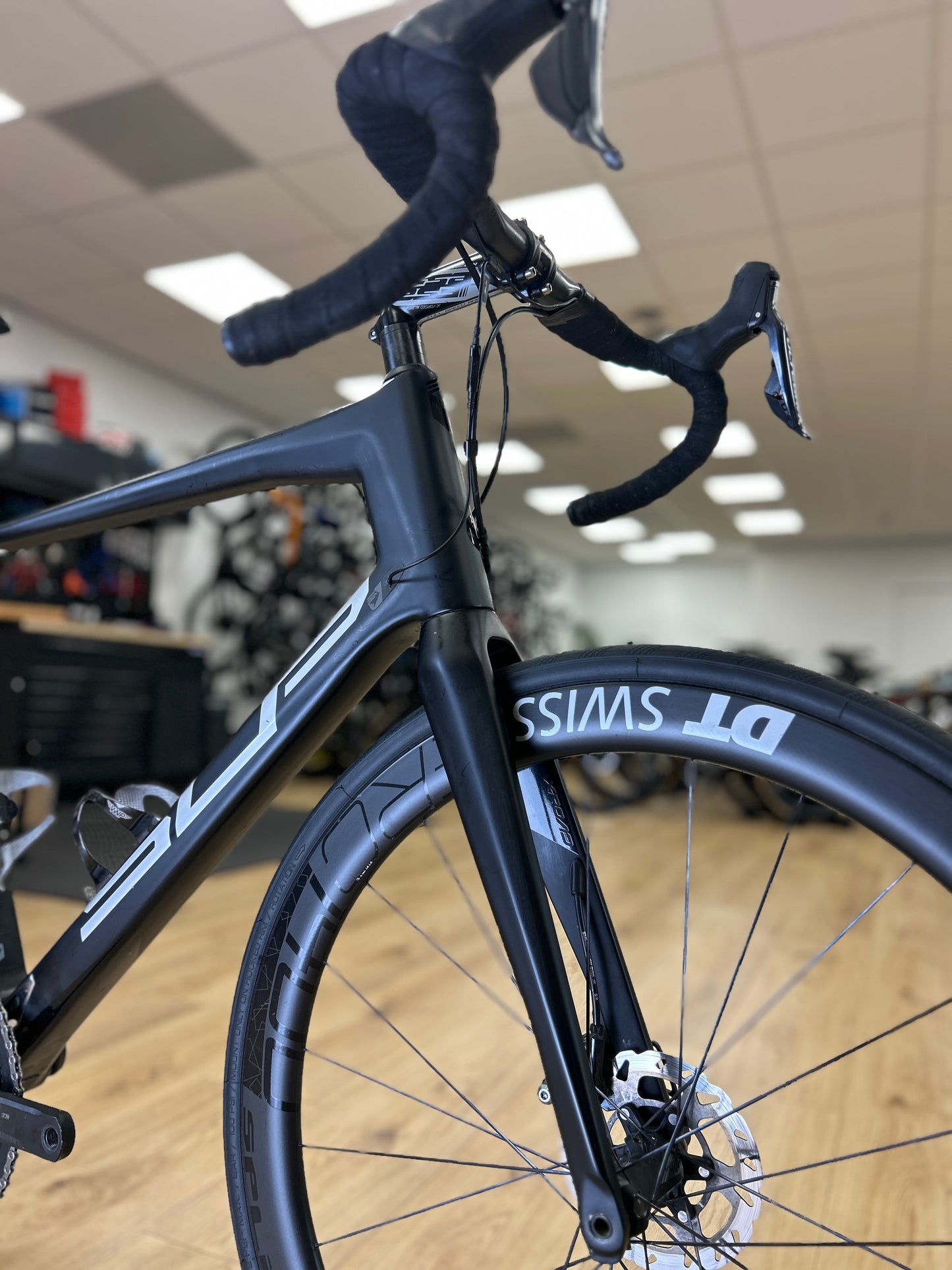 Superior X-Road Team Issue Carbon Racefiets