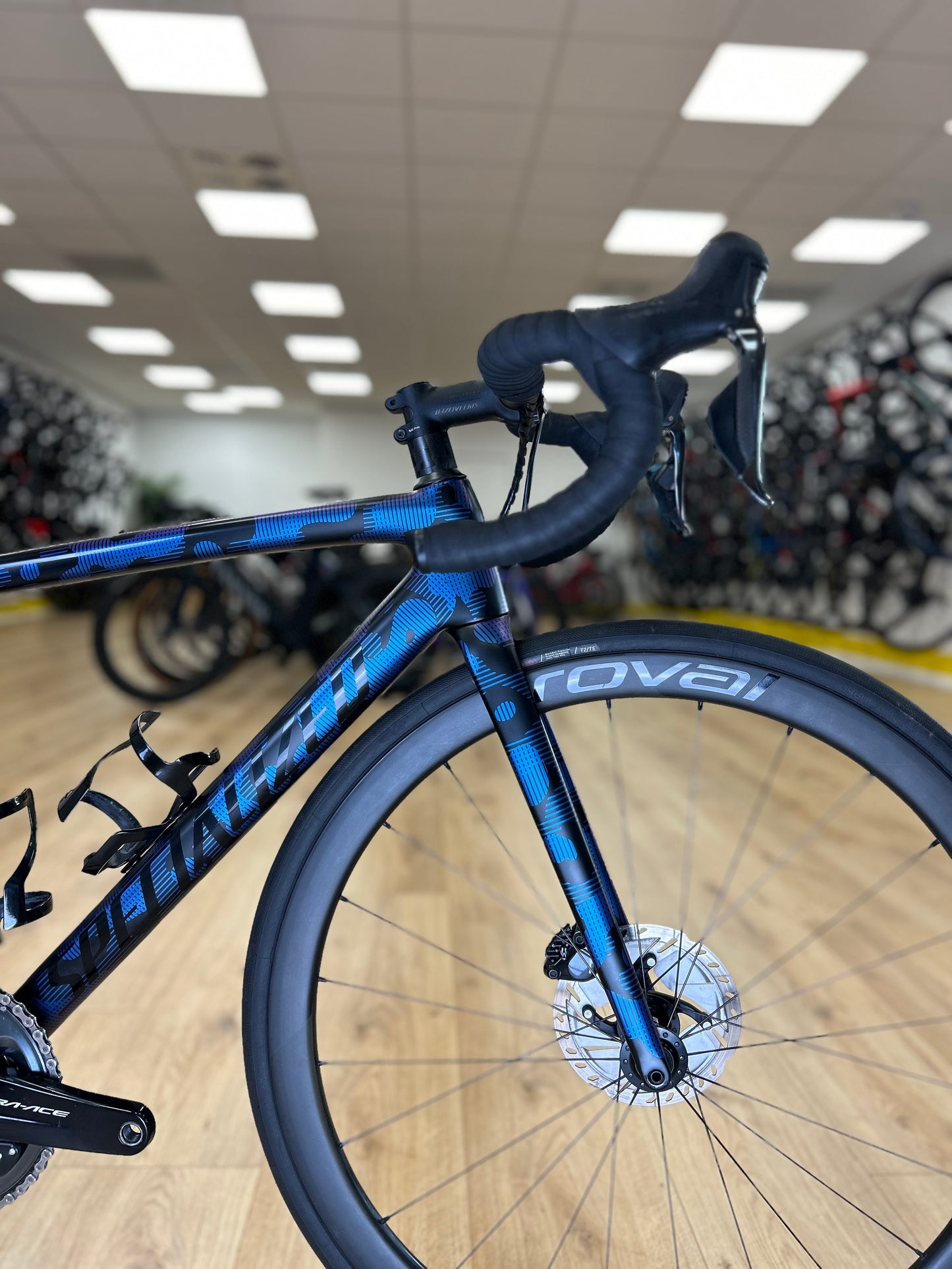 Specialized Tarmac SL6 Expert Di2 Carbon Disc Racefiets