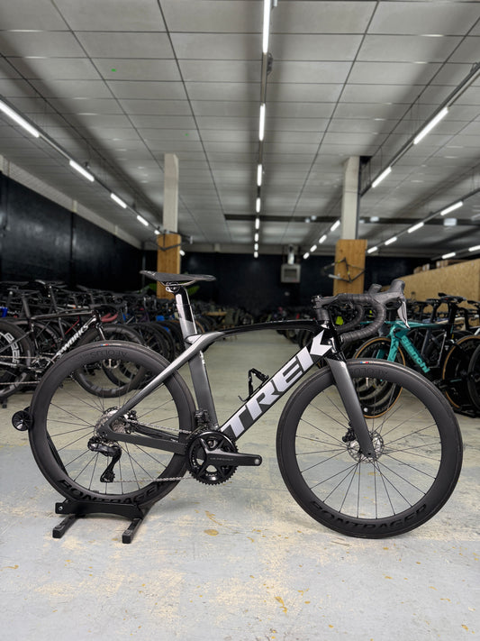 2500km Trek Madone SL7 Di2 Carbon Racefiets