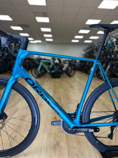 0km Showroom Model Orbea Orca M30iTEAM Di2 Carbon Racefiets