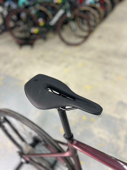 NEW Scott Contessa Addict 25 Carbon Road Bike