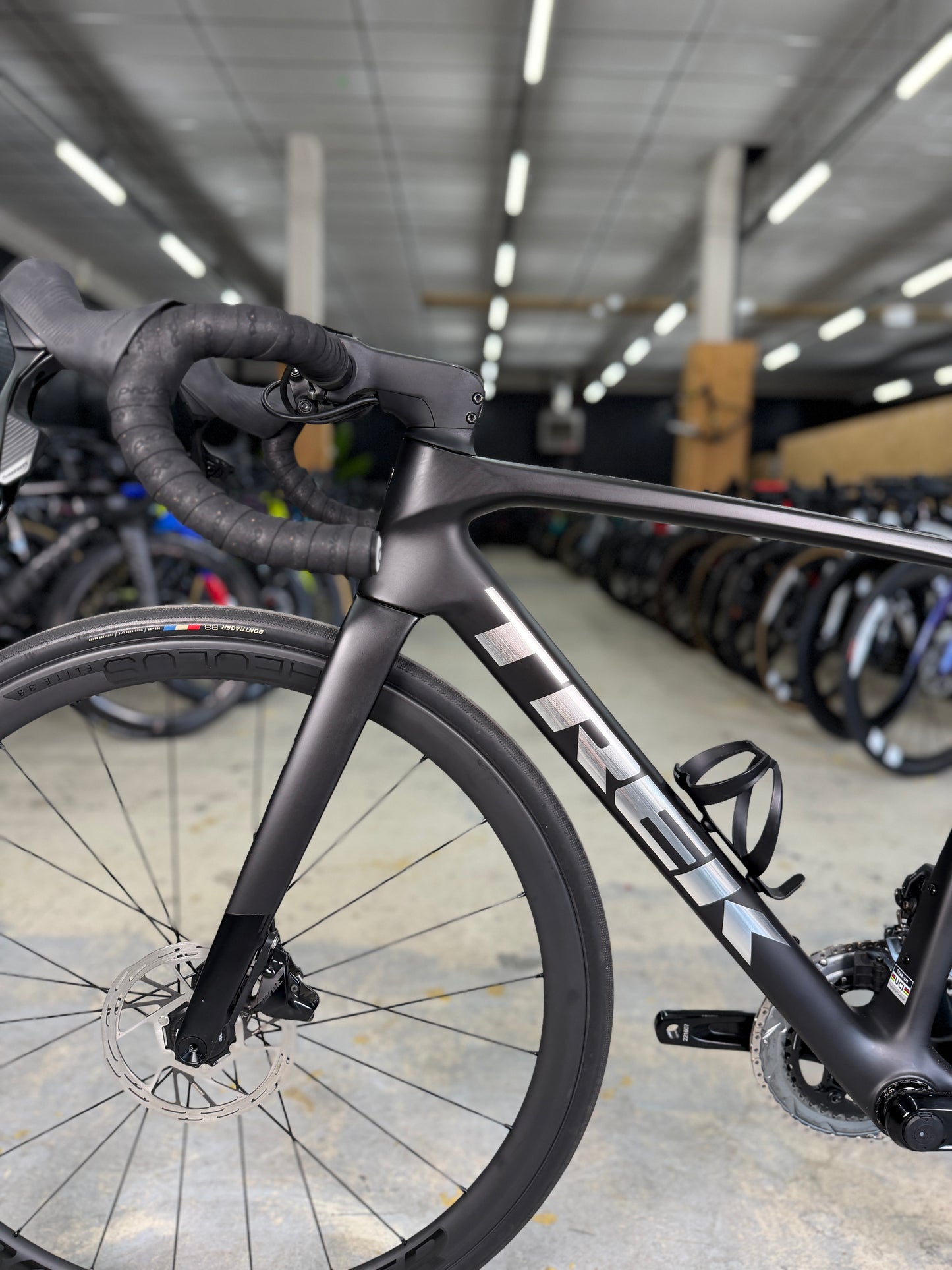Trek Madone SL6 AXS Carbon Road Bike