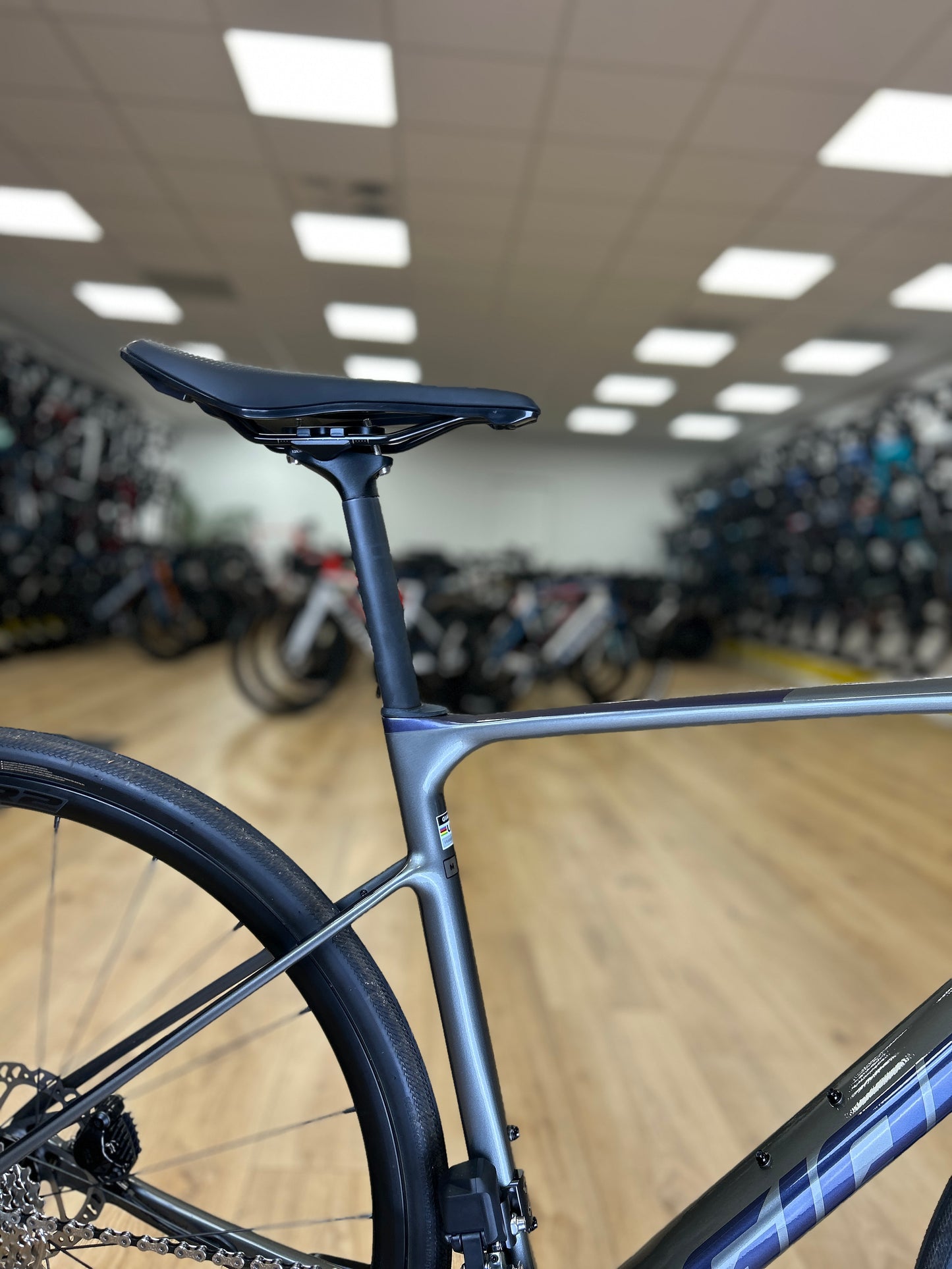 SHOWROOM MODEL 0km Giant Defy Advanced 1 Di2 Carbon Racefiets