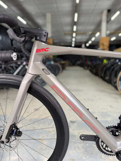 BMC Roadmachine 01 THREE AXS Carbon Racefiets