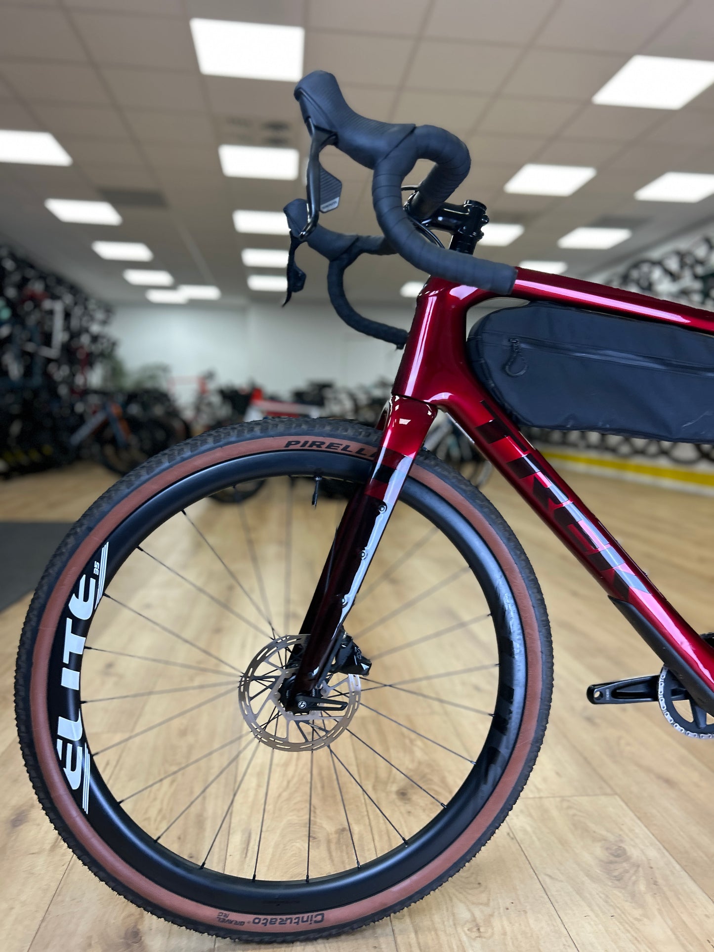 Trek Checkpoint AXS Gravel Fiets