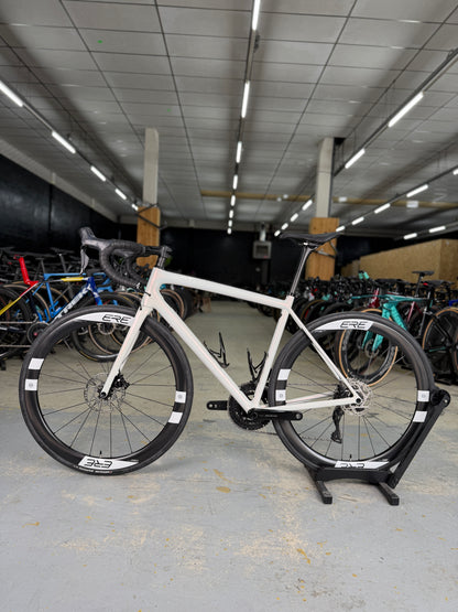 Specialized Aethos Comp Di2 Carbon Racefiets