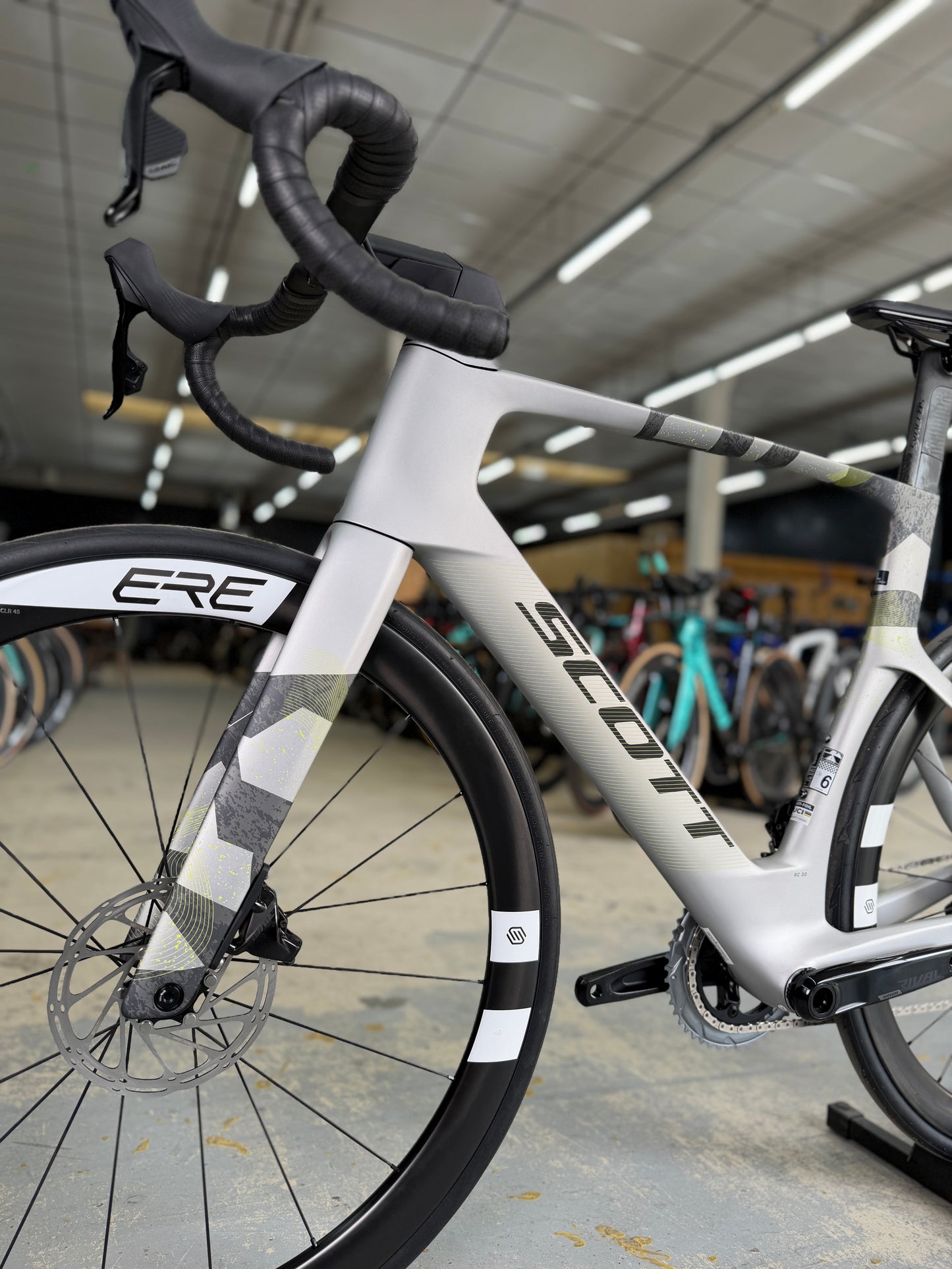 Showroom Model Scott Foil RC30 AXS Carbon Racefiets