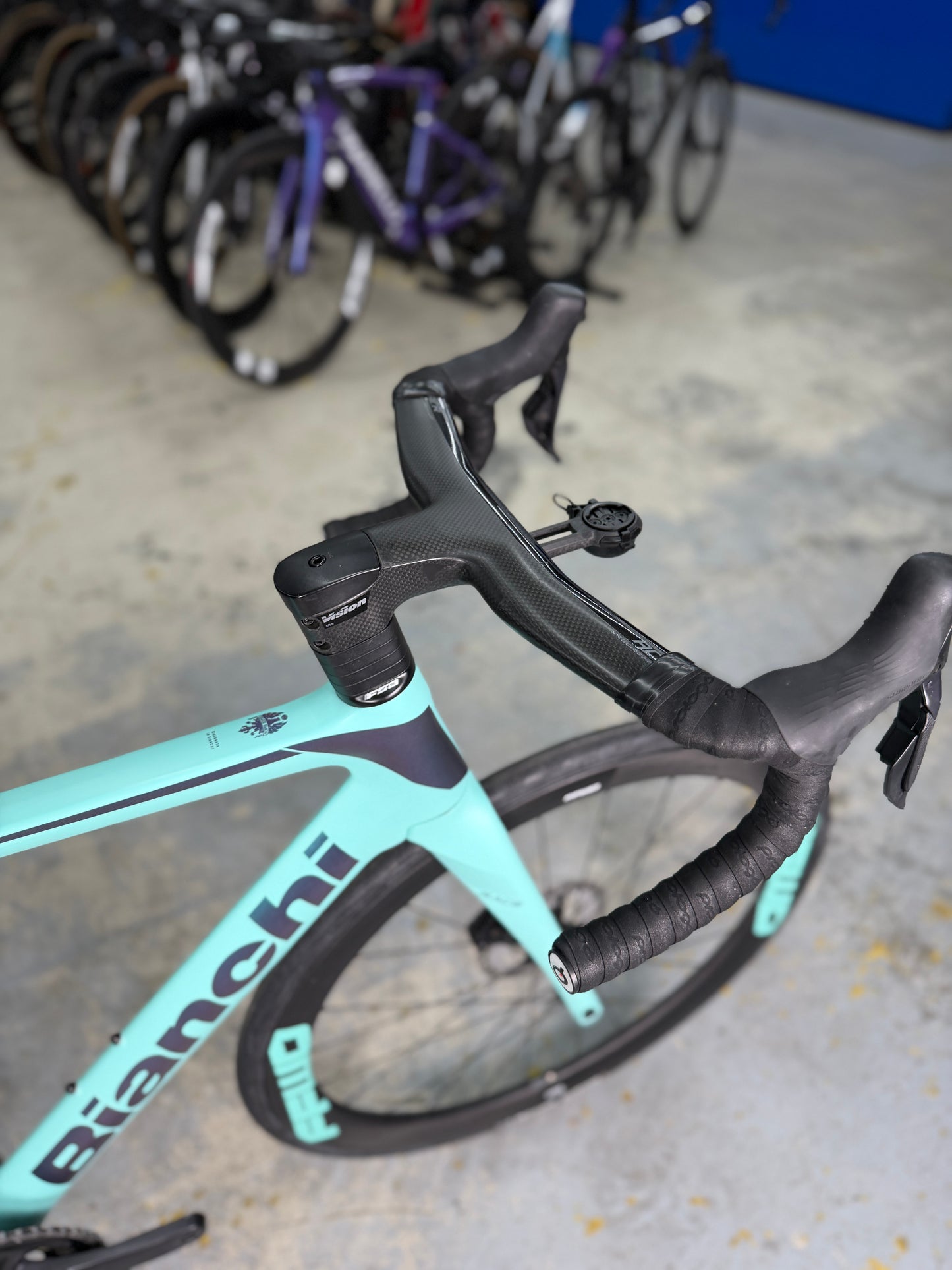 Bianchi Oltre Race Di2 Carbon Road Bike