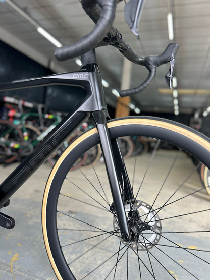 NEW BMC Road Machine 01 Di2 Carbon Road Bike