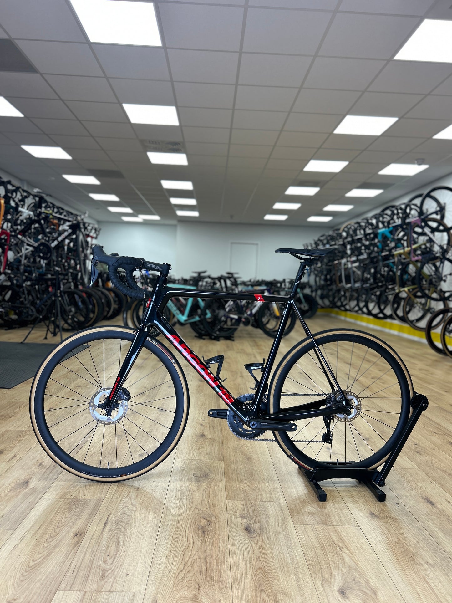 100km Argon 18 Gallium CS Di2 Carbon Racefiets